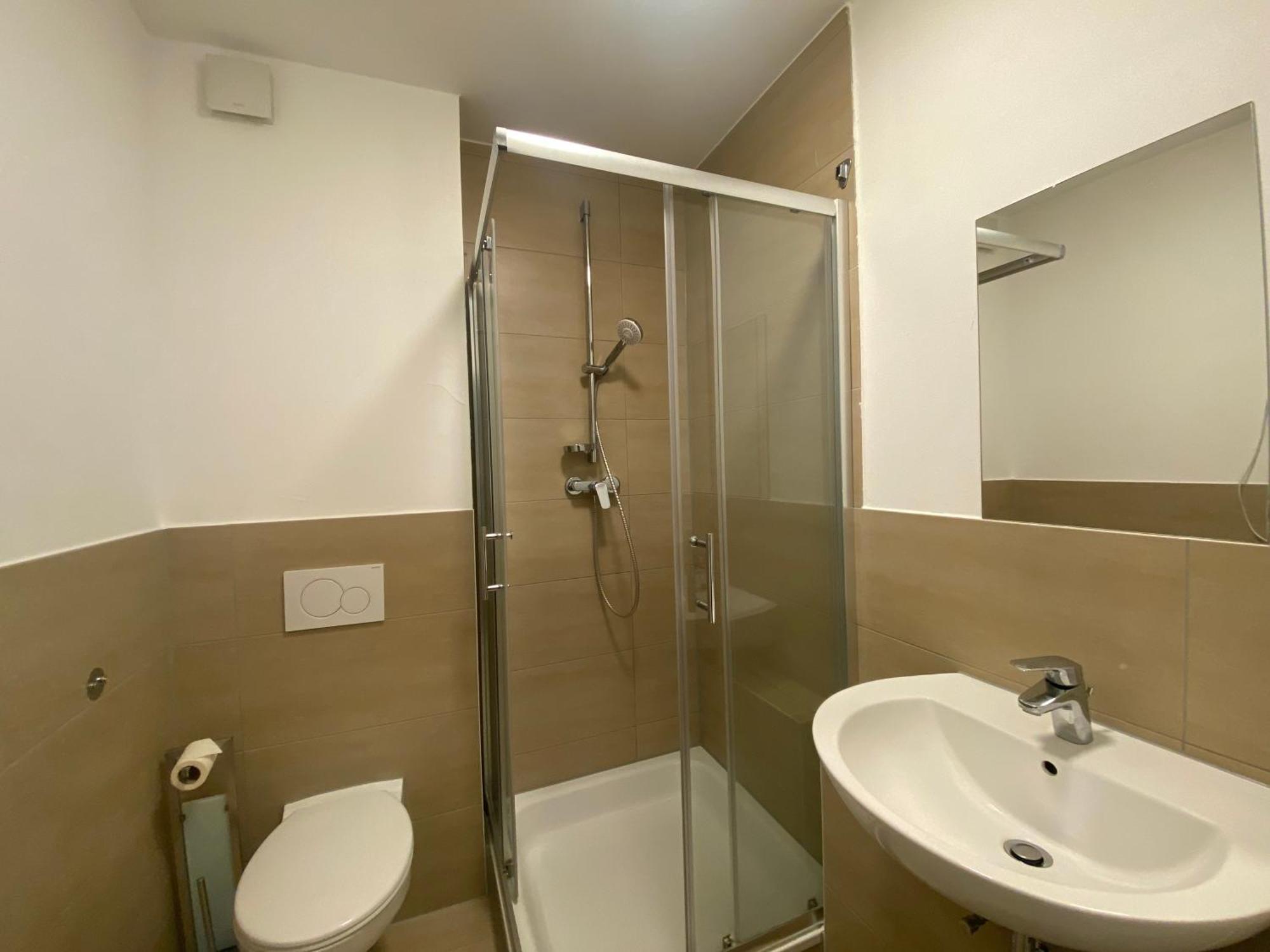 Lux Apartments Mörfelden-Walldorf Екстериор снимка