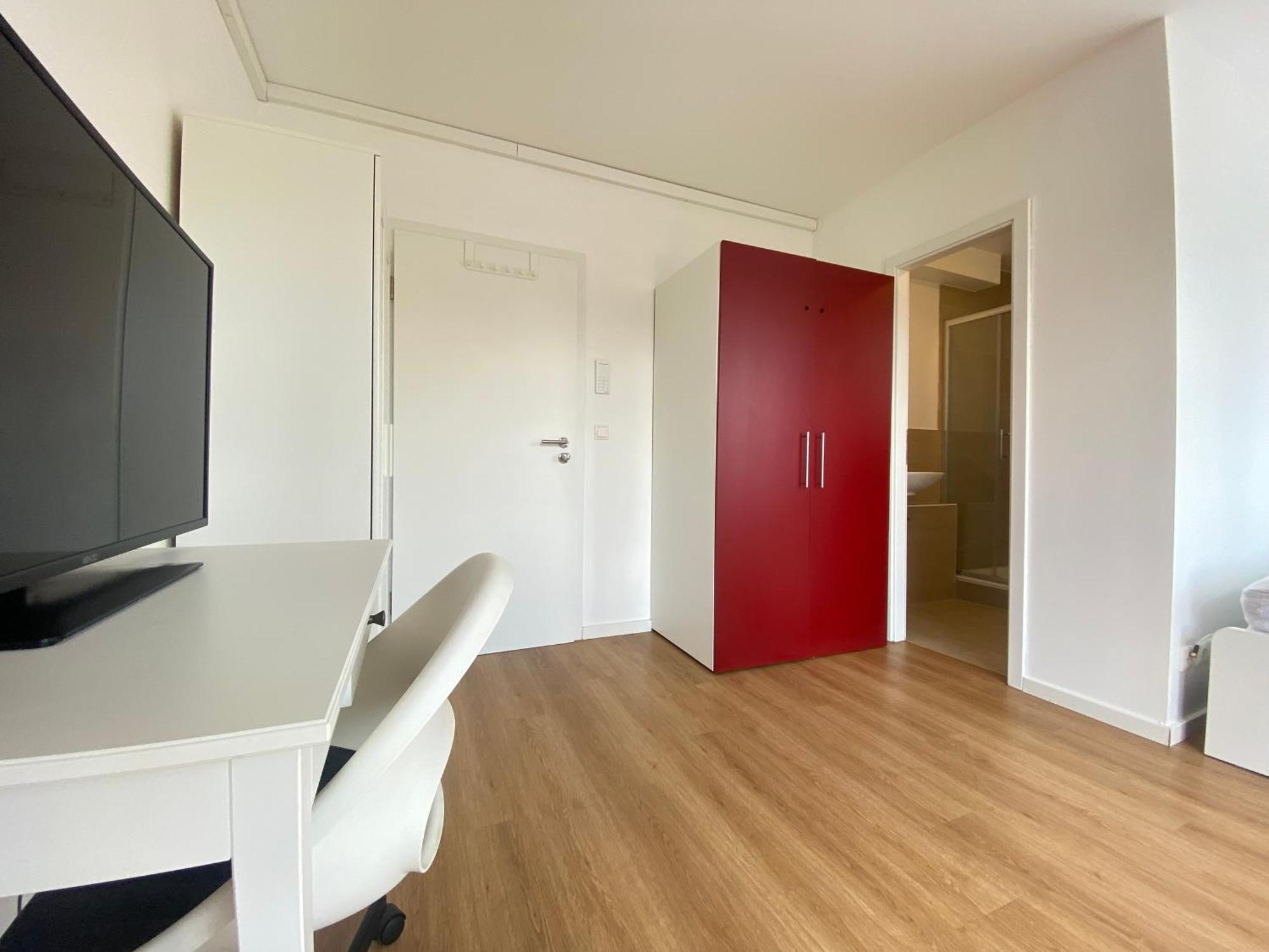 Lux Apartments Mörfelden-Walldorf Екстериор снимка