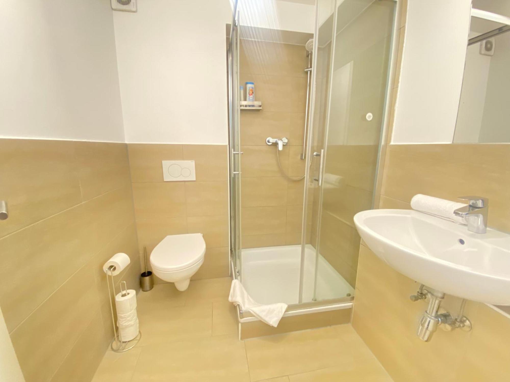 Lux Apartments Mörfelden-Walldorf Екстериор снимка